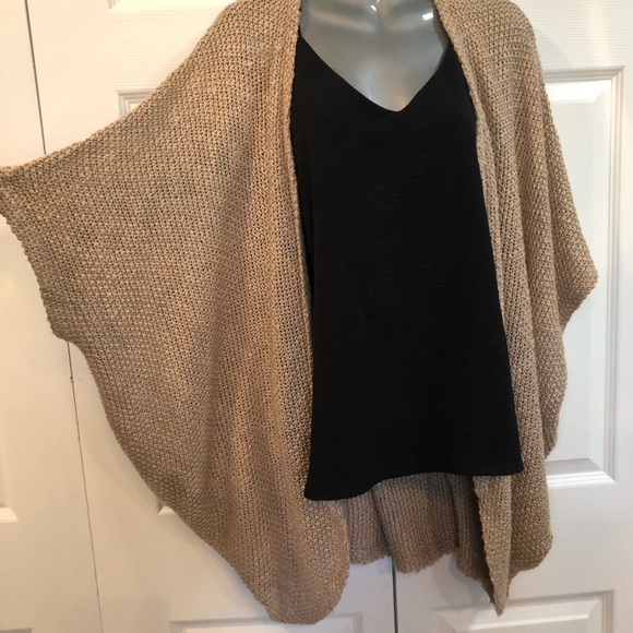 Bluivy Tan Kimono Style Sweater - Picture 2 of 4